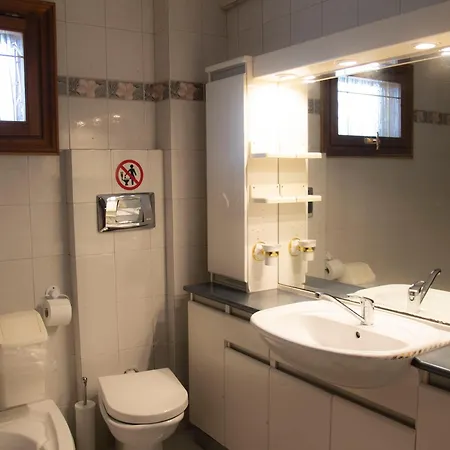 El Paraiso Premium سالونيك